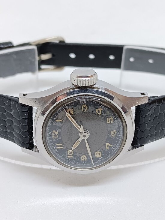 VINTAGE Hialeah Women\'s 22mm Manual Wind 17 Jewel Shockproof Swiss Watch main image 8
